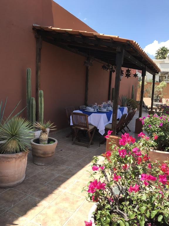 Bed and Breakfast Casa Correo Альенде Экстерьер фото