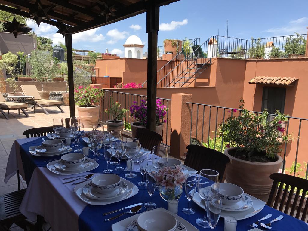 Bed and Breakfast Casa Correo Альенде Экстерьер фото