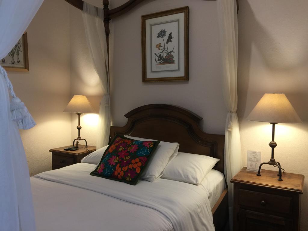 Bed and Breakfast Casa Correo Альенде Экстерьер фото