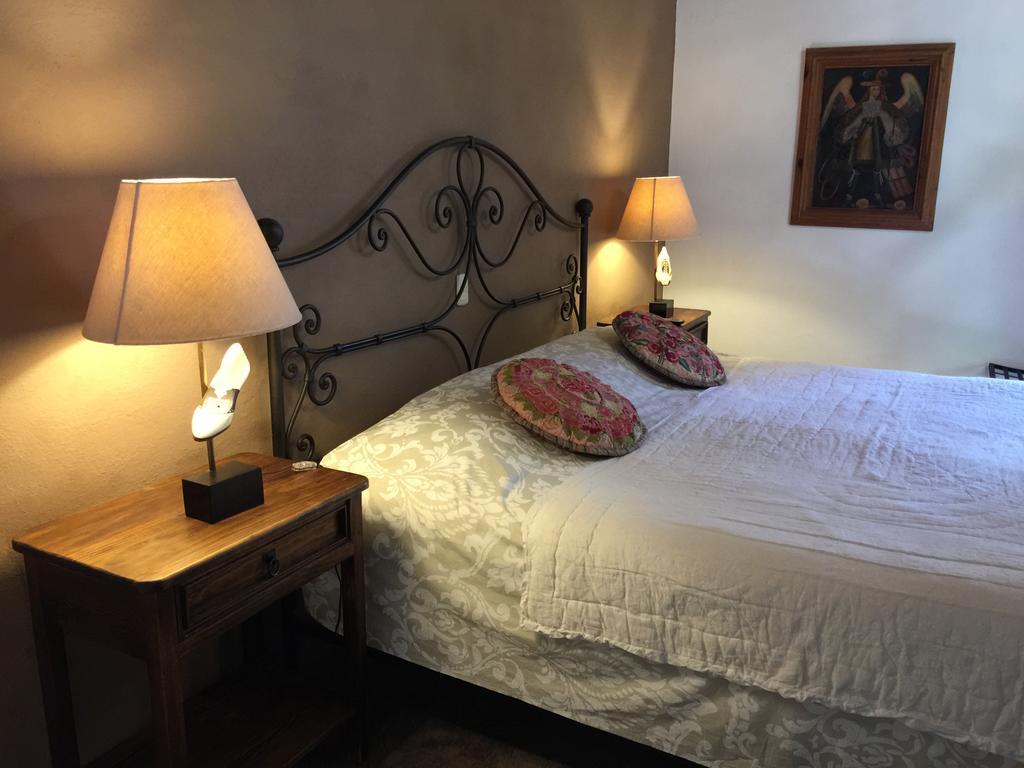 Bed and Breakfast Casa Correo Альенде Экстерьер фото