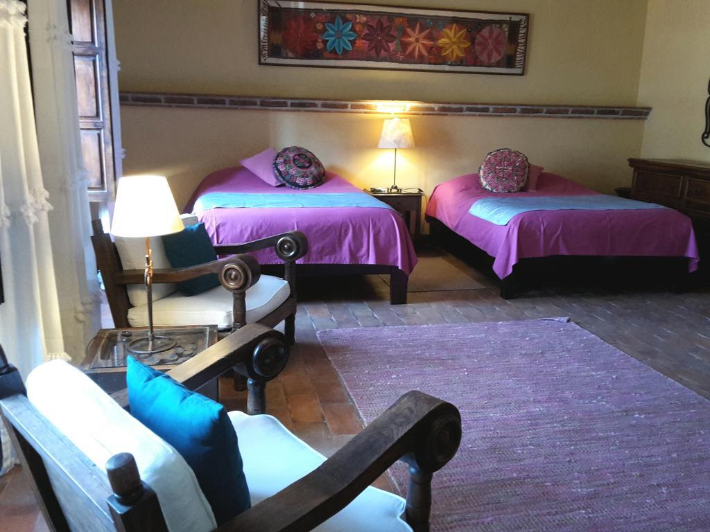 Bed and Breakfast Casa Correo Альенде Экстерьер фото