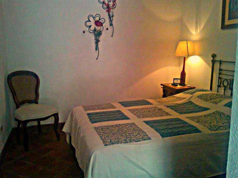 Bed and Breakfast Casa Correo Альенде Экстерьер фото
